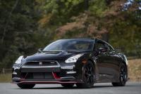 Прикрепленное изображение: 2015-nissan-gt-r-nismo-02.jpg